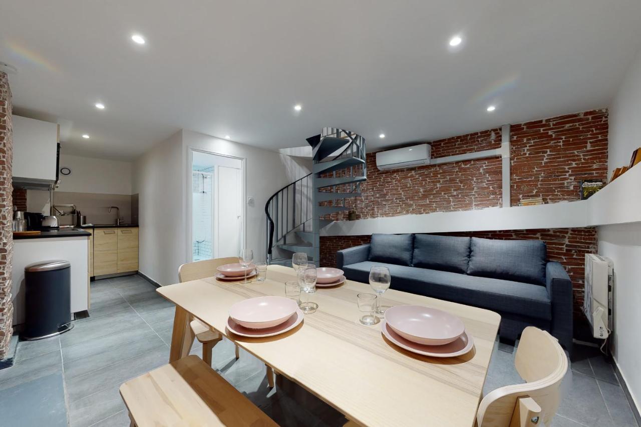 Superbe Loft Avec Patio - Tour Eiffel Lägenhet Paris Exteriör bild